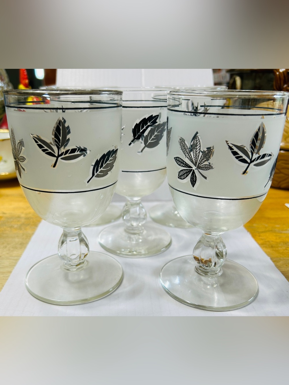 Vintage water goblets by Libbey in frosted silver leaf pattern. Set of 5.